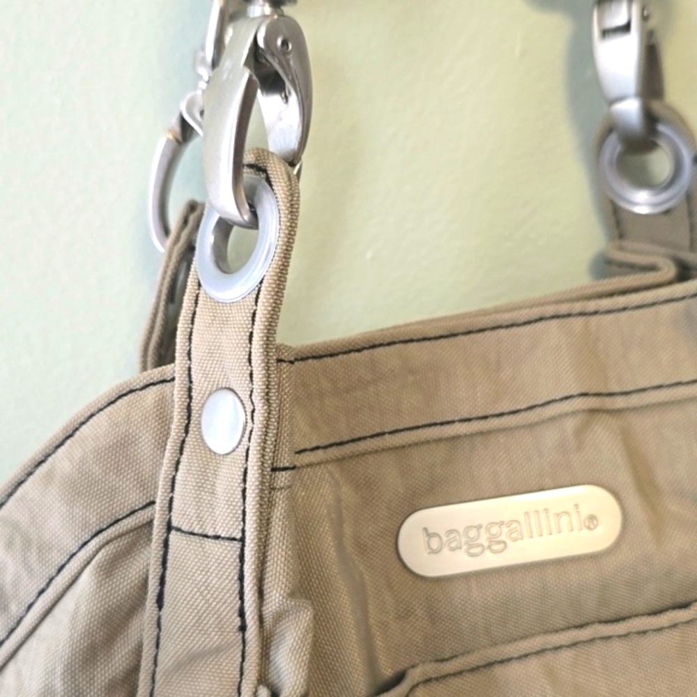 Baggallini Tan Shoulder Bag - Picture 3 of 8